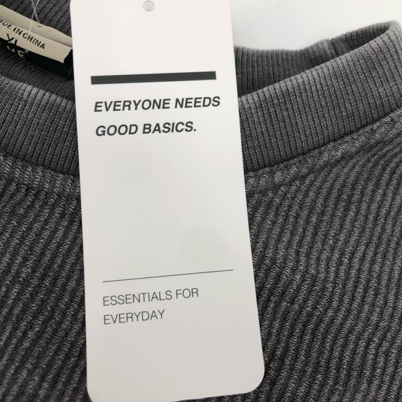 NEW! University of North Carolina at Charlotte 49ers Corded Crew Sweatshirt - Picture 4 of 5